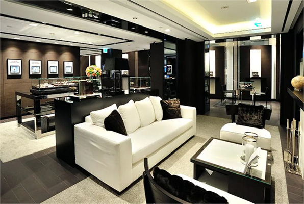 浙江宁波万国专修店在哪里