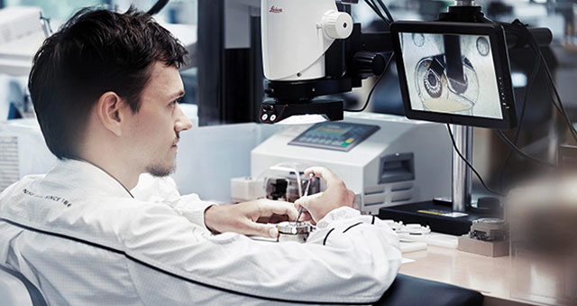 浙江宁波万国手表售后维修中心客服电话:400-012-8090