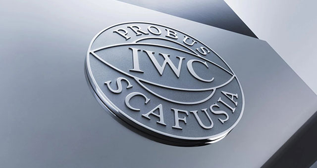 浙江宁波万国手表表壳磕碰摔坏维修